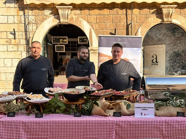 Sun Gardens Team at Good Food Sun Gardens Team at Good Food