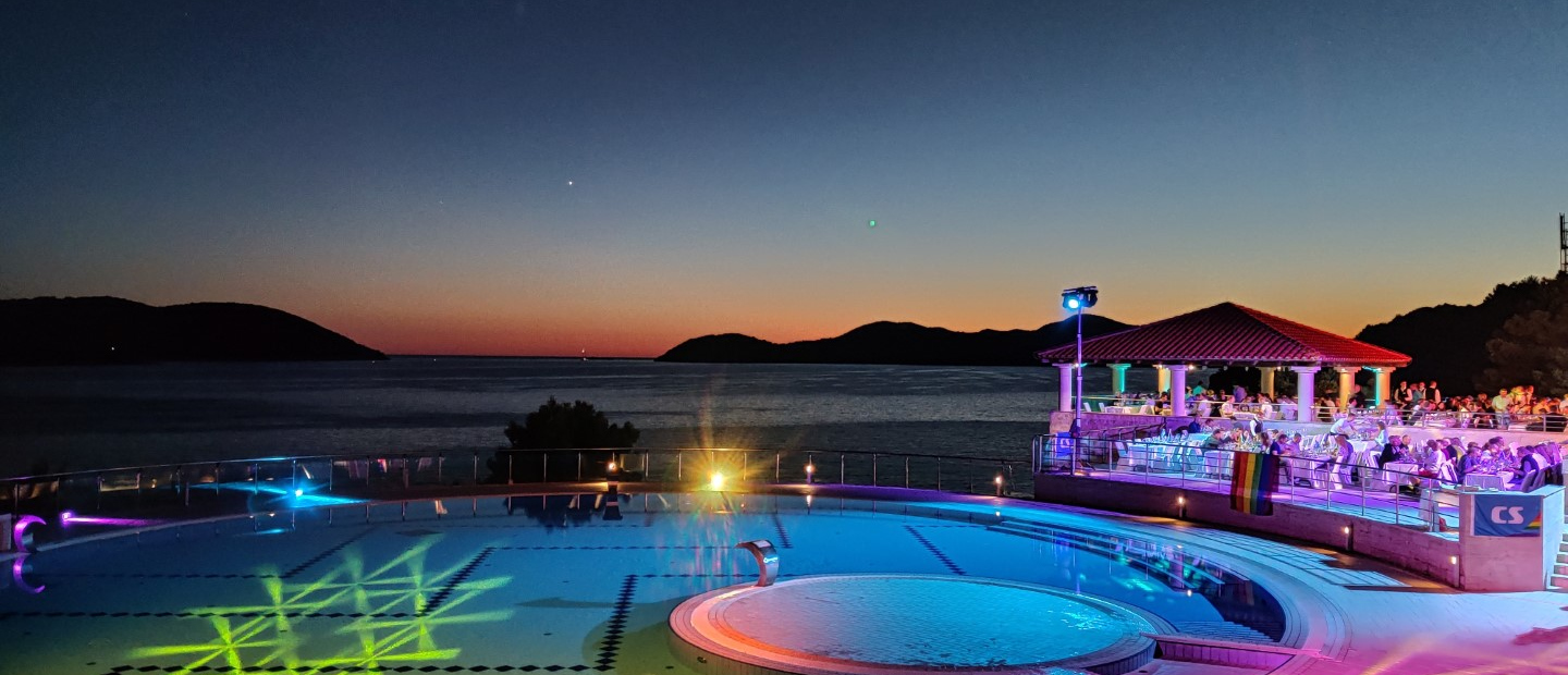 Sunset pool Event