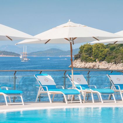 Marina Bar