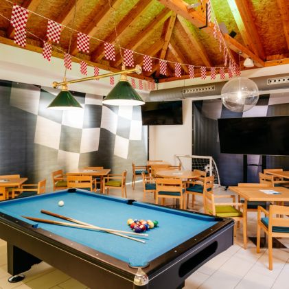 Sports Bar
