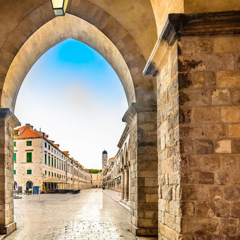 The Most Famous Street in Dubrovnik - Stradun