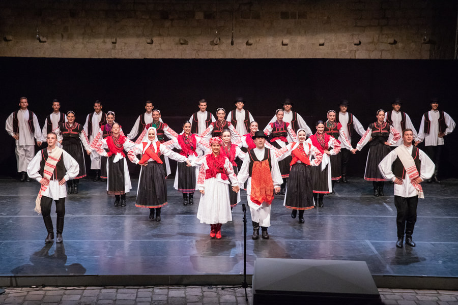 Folklore dance Lindjo DSF Archive